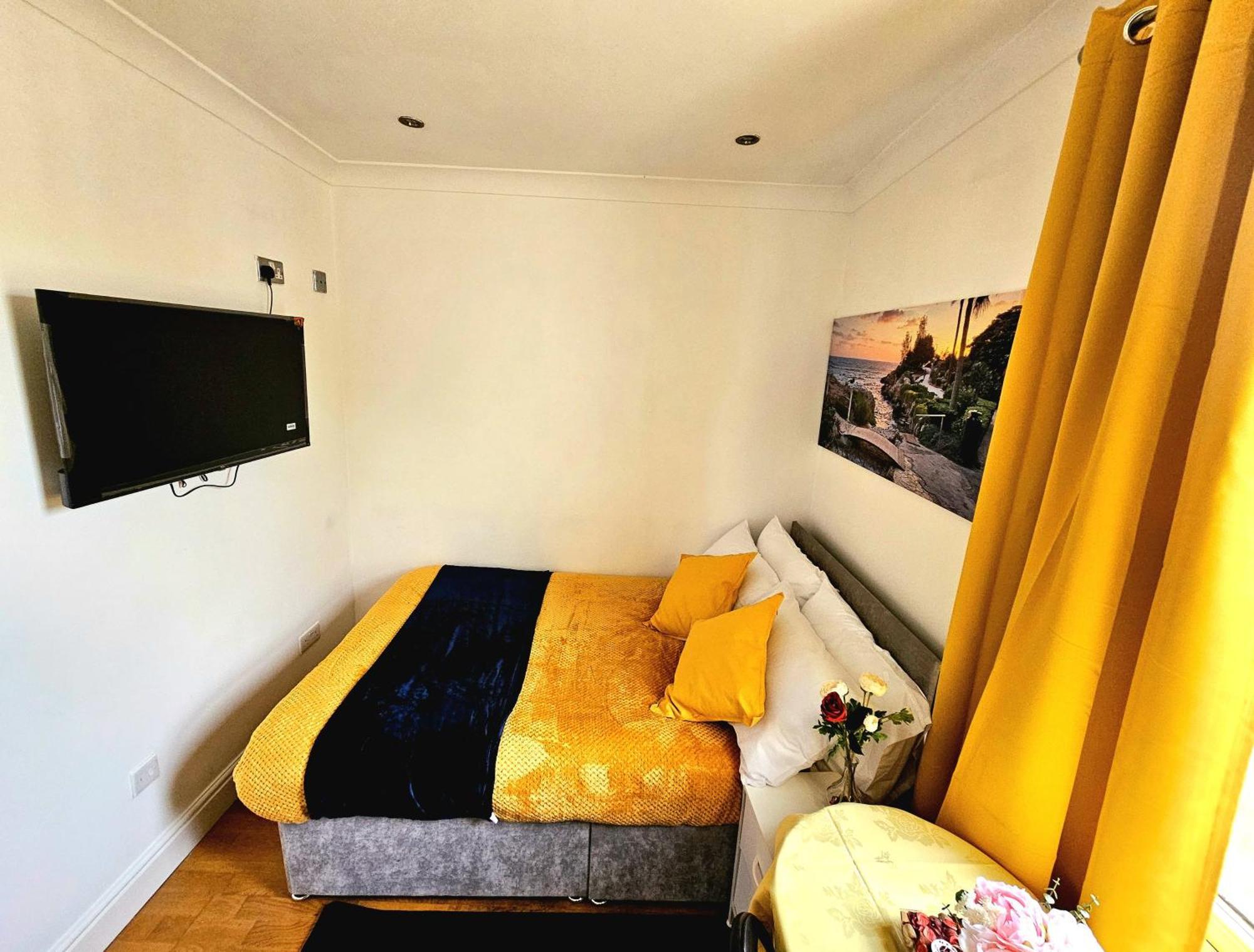 Elegant Spacious In Appartamento